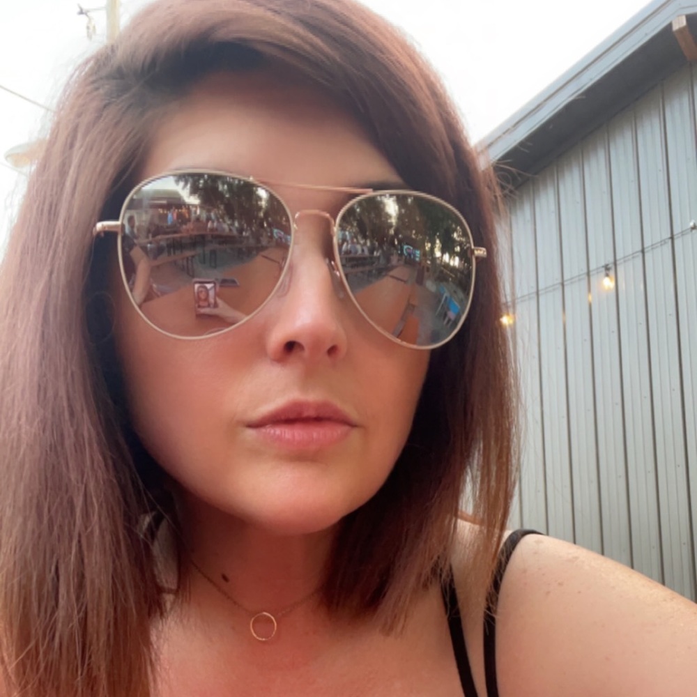 Meet your Posher, Brittany